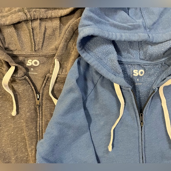 2 SO Size Small Zip-Up Sweatshirts - Picture 2 of 5